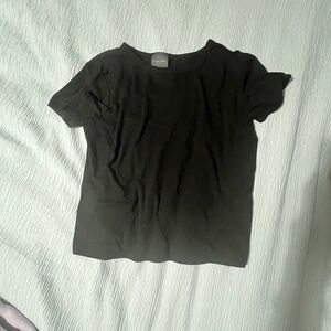 super cute casual black shirt!)